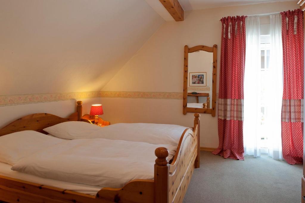 Landhotel Sauerlaender Hof Эслоэ Номер фото
